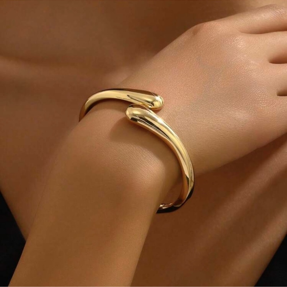 1pc Multicolor Symmetrical Double Droplet Shaped Fashion Bracelet, Sweet&Elegant